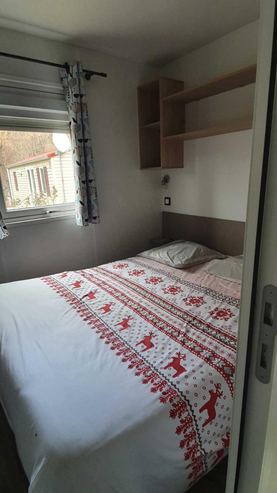 Camping L'Enclave Mobil-Home Estavar المظهر الخارجي الصورة