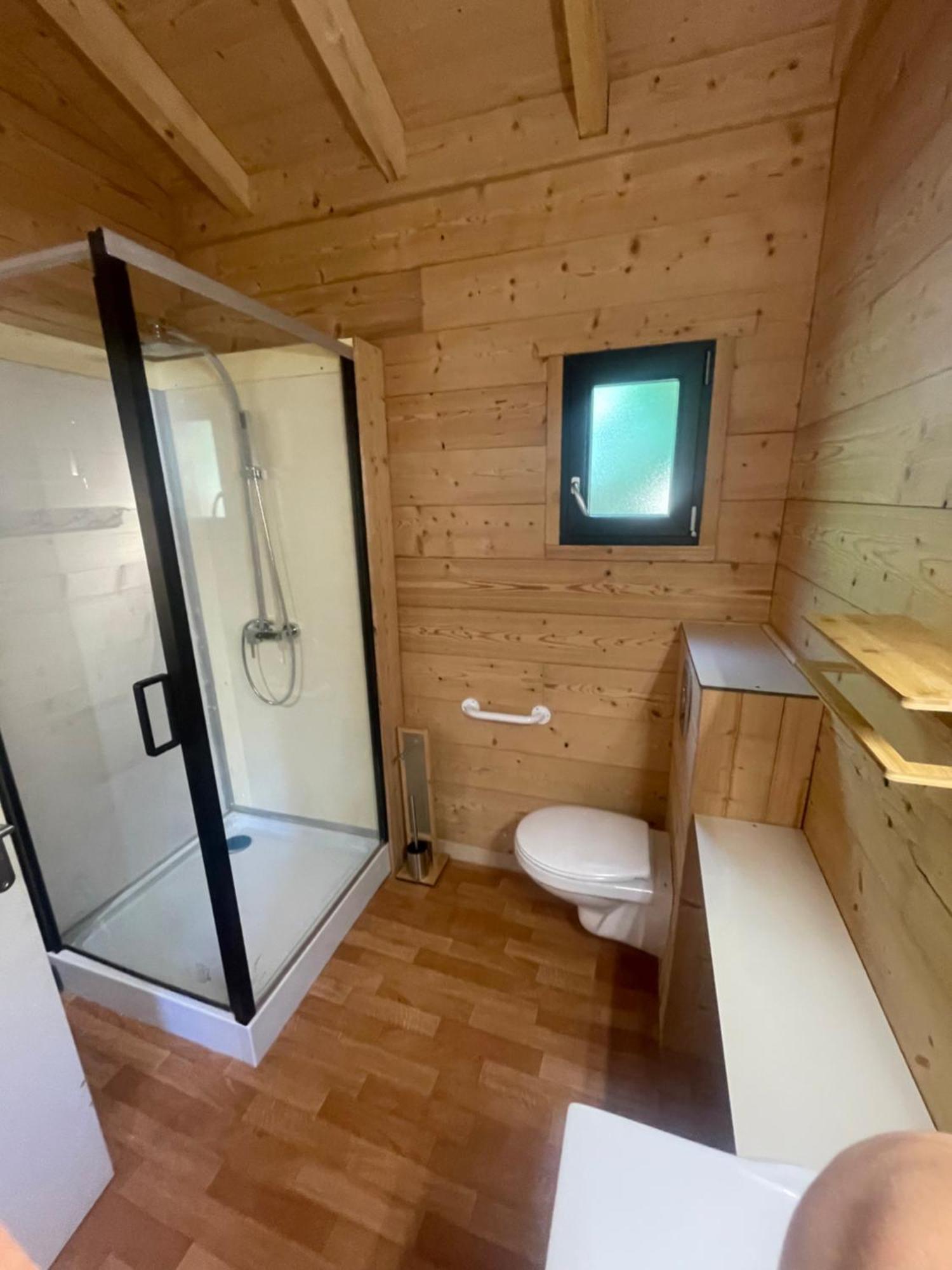 Camping L'Enclave Mobil-Home Estavar المظهر الخارجي الصورة