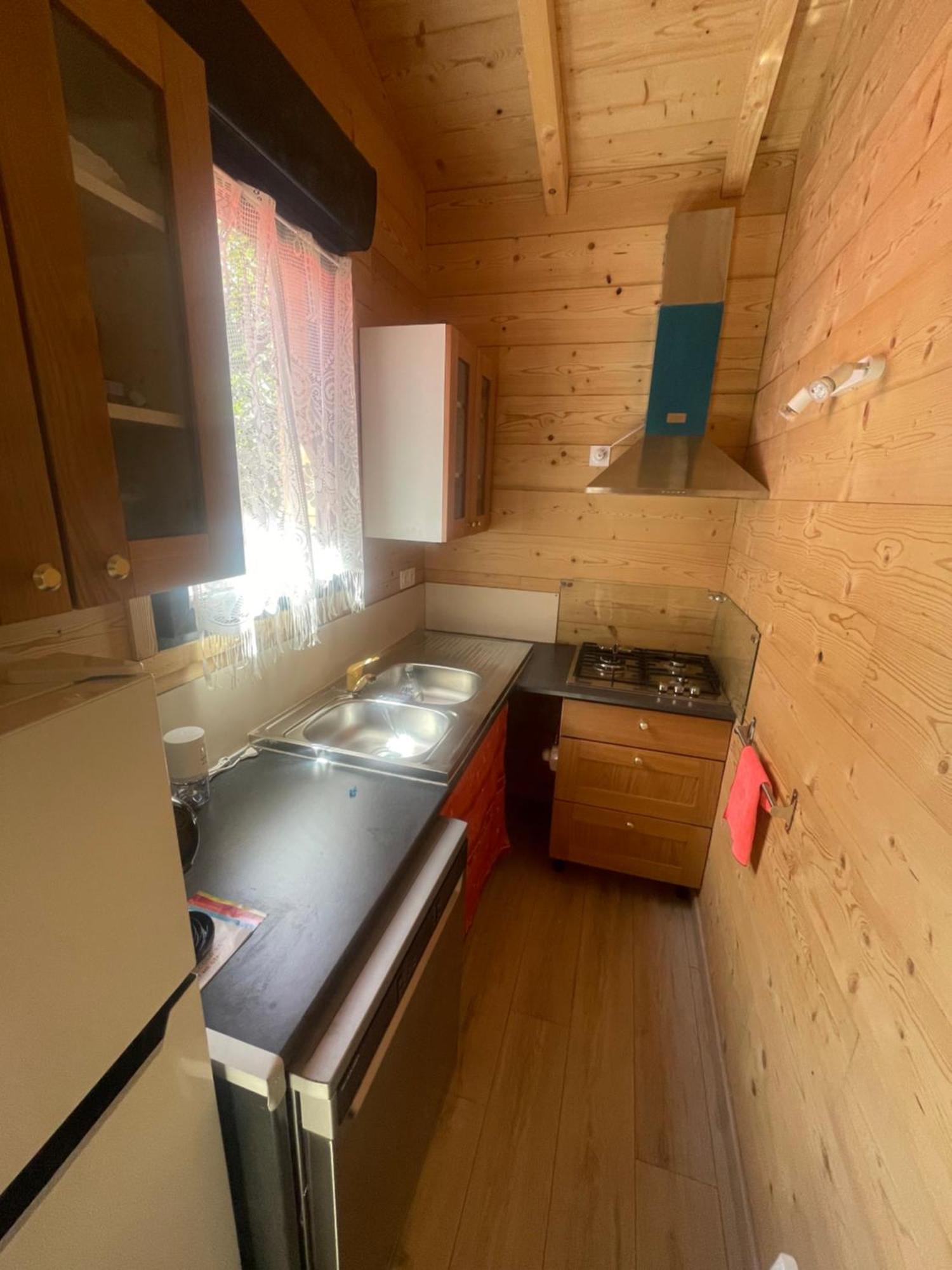 Camping L'Enclave Mobil-Home Estavar المظهر الخارجي الصورة
