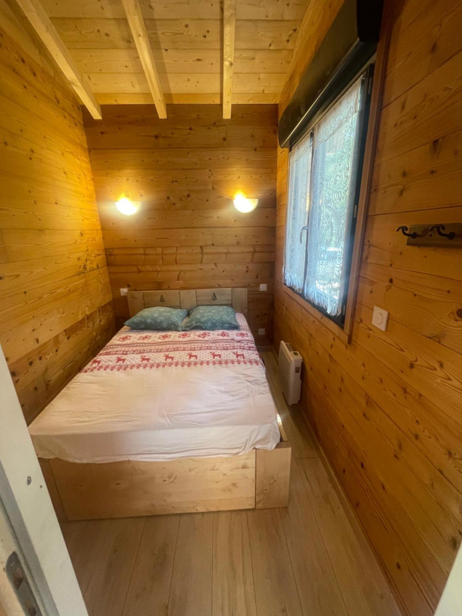 Camping L'Enclave Mobil-Home Estavar المظهر الخارجي الصورة